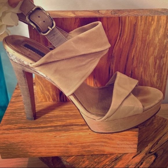 Modern Vintage Tan Strap high Heels Sz 7.5 - Picture 2 of 12